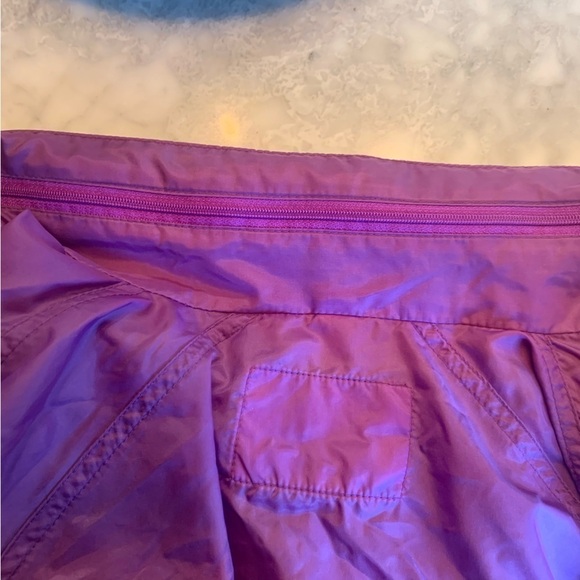 R&R Rest and Relaxation Vintage Nylon Jacket with hidden hood. - Picture 3 of 9